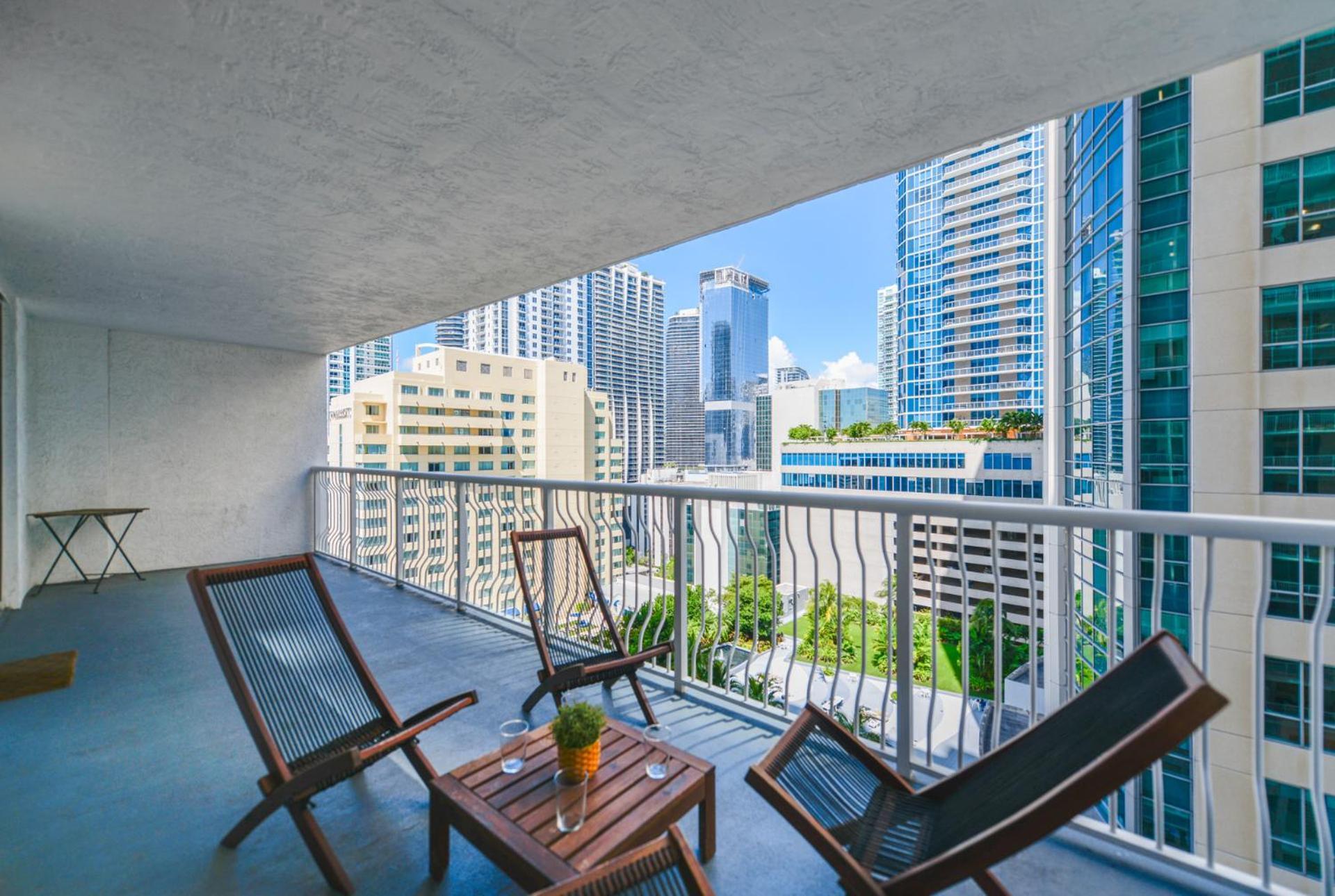 Wonderful Condo In The Heart Of Brickell With Pool Miami Exterior photo