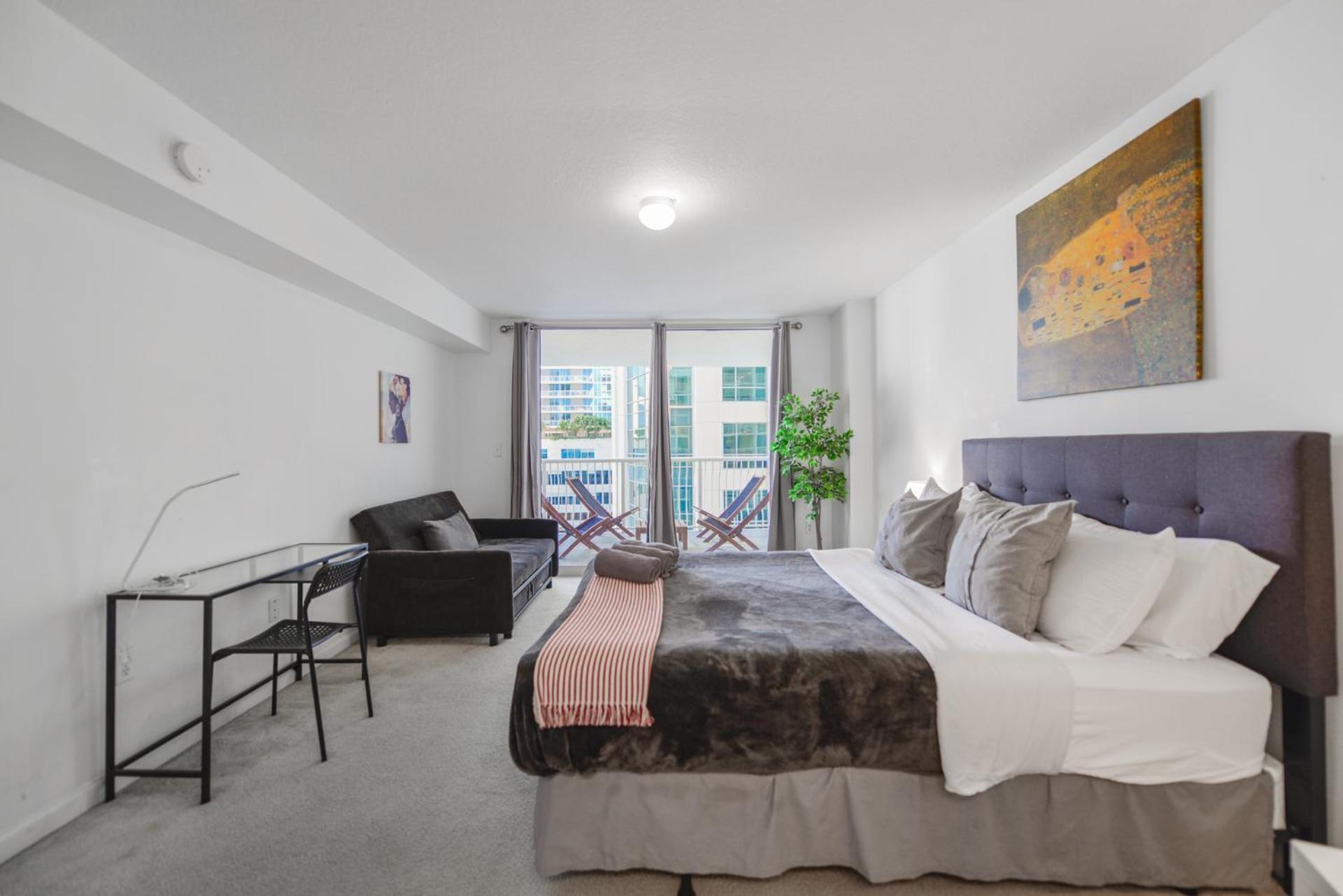 Wonderful Condo In The Heart Of Brickell With Pool Miami Exterior photo